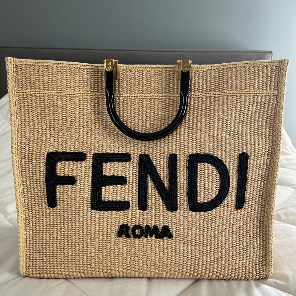 Fendi Large Sunshine Shopper Tote in Raffia with Plexiglass Handles